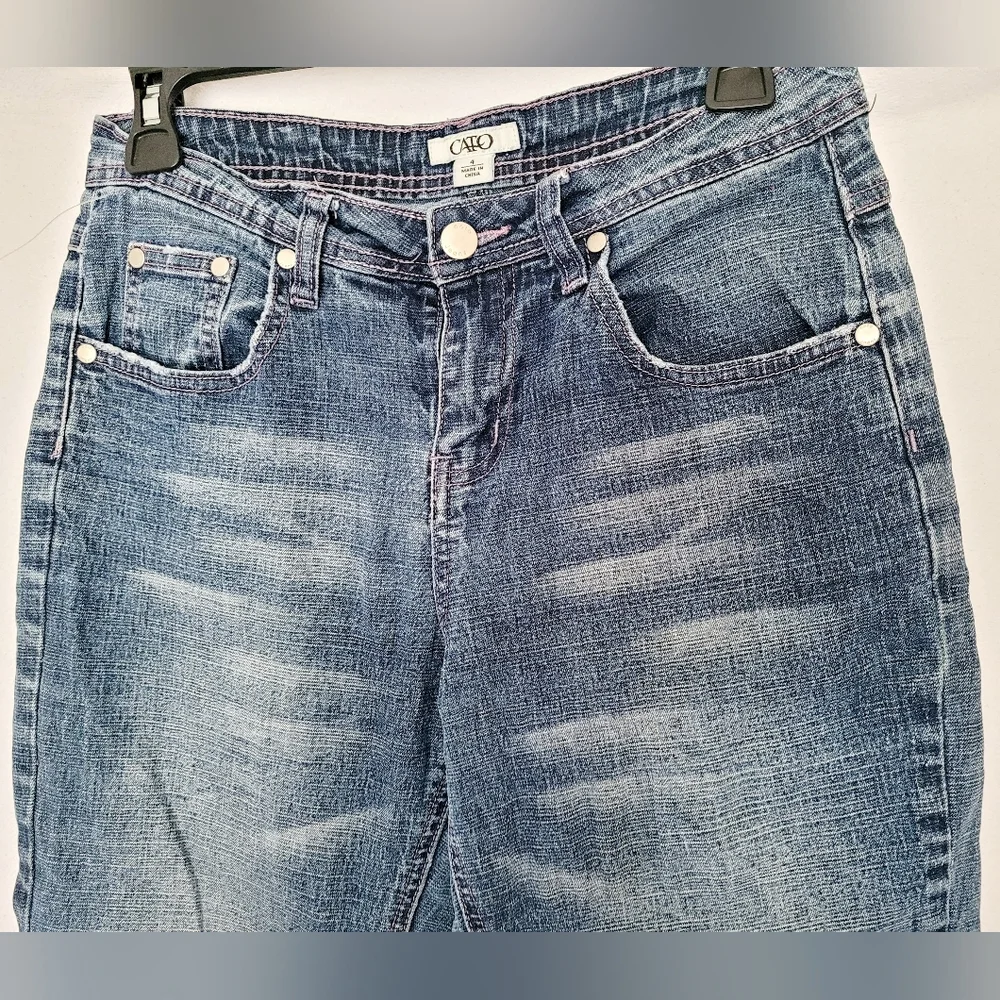 Cato Women's Capri Jeans Stretch Rayon/Cotton Light Blue Wash Pink Stitching 4/S - Picture 9 of 13